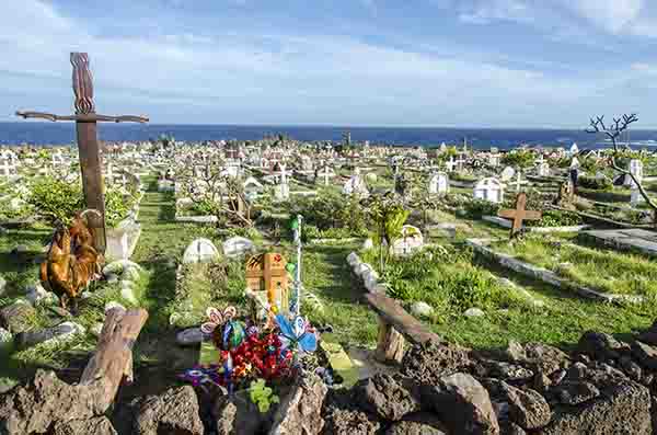 131 - Chile - isla de Rapa Nui o Pascua - Hanga Roa - cementerio